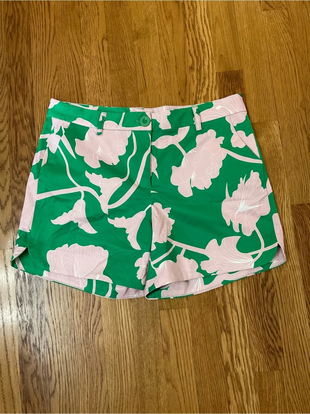 Jade - Beautiful Pink and Green Floral Shorts. Size 8